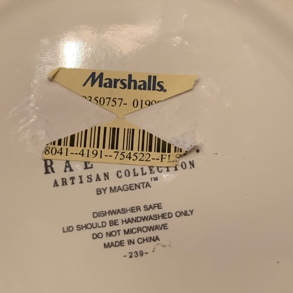 Rae Dunn MED Dog Treat Canister NWT. - Picture 4 of 4